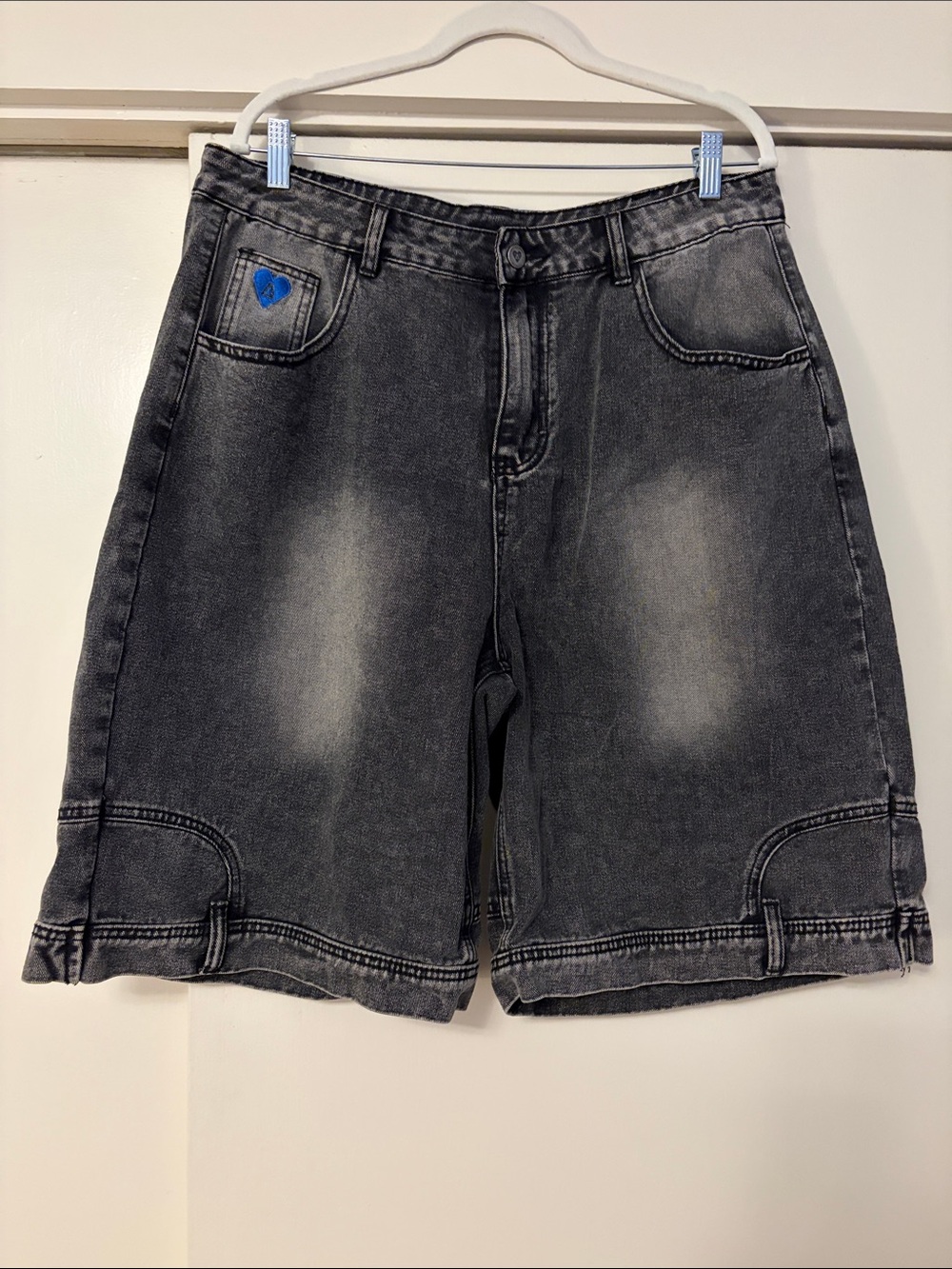 Aelfric Eden Washed Black Denim Shorts with Blue Heart Accent, size 36W